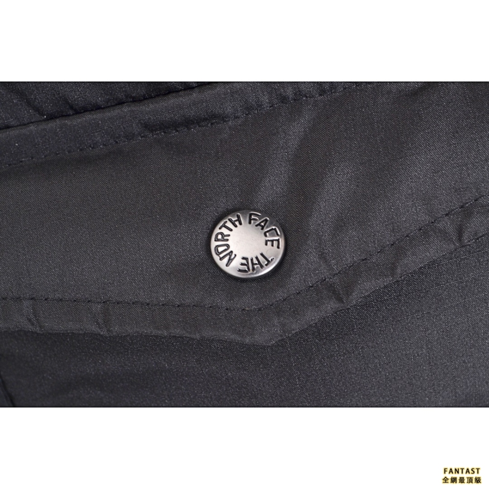 Gucci古馳 X THE NORTH FACE北面 聯名款立領羽絨馬甲 