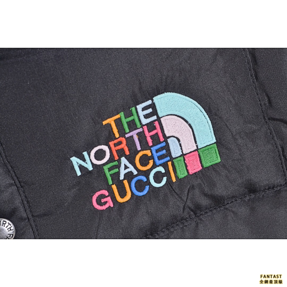 Gucci古馳 X THE NORTH FACE北面 聯名款立領羽絨馬甲 