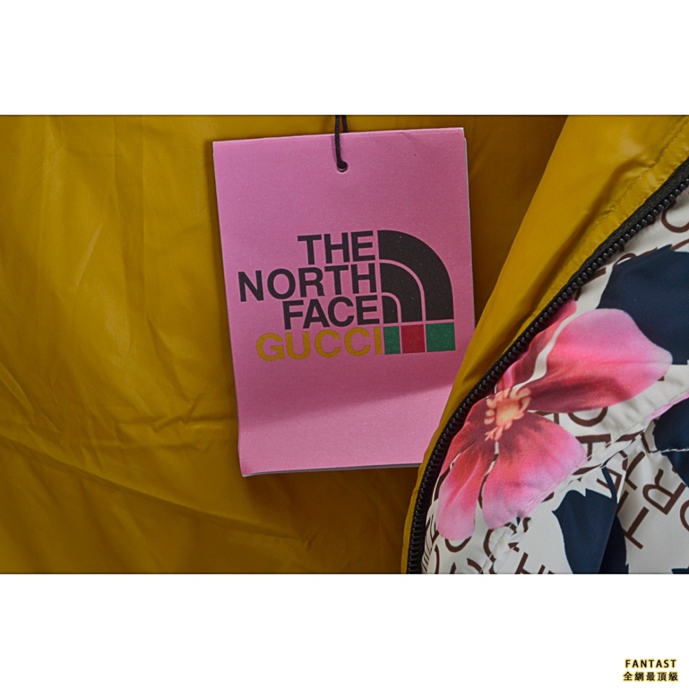 Gucci X The North face 聯名款 花卉馬蹄 連帽羽絨服