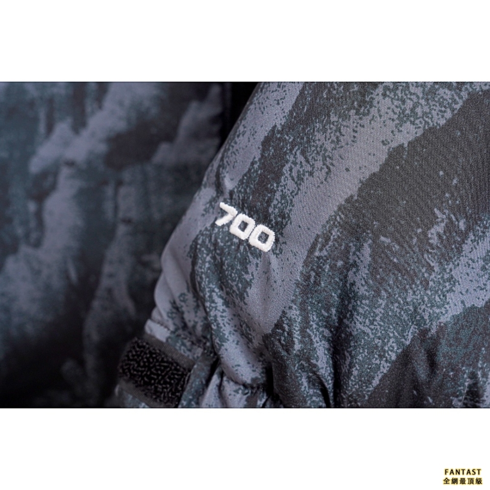 The North Face 1996 NUPTSE TNF 北面限量黑綠斑馬羽絨服