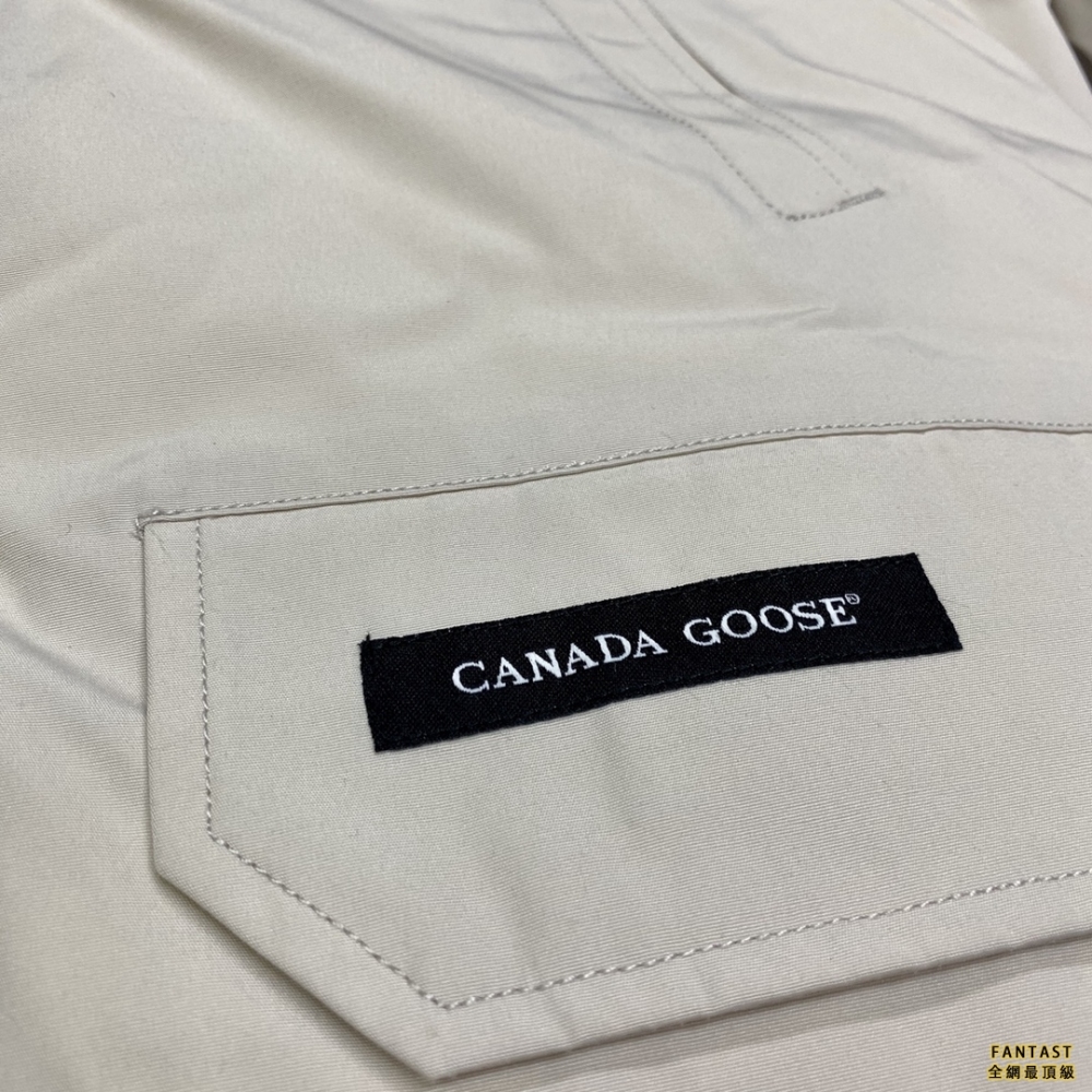 Canada Goose 加拿大鵝01飛行員夾克 米色