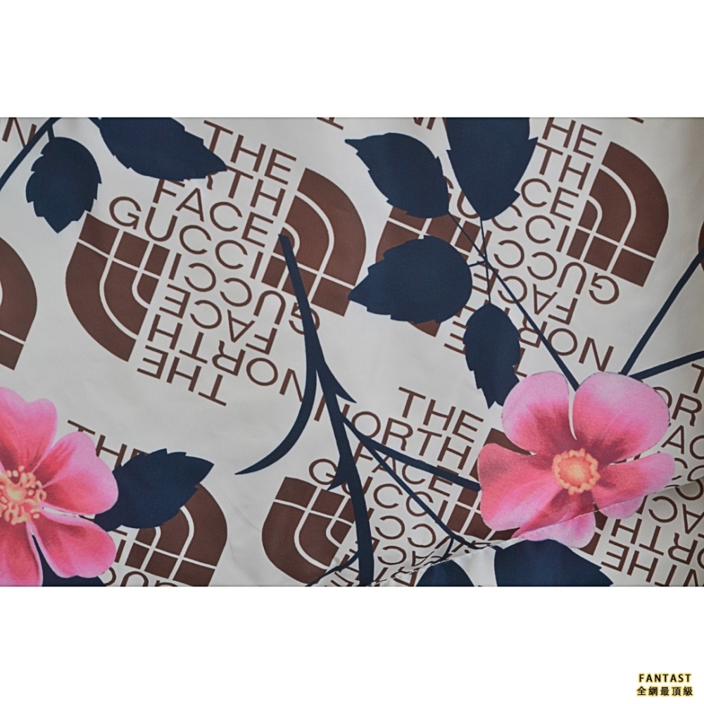 Gucci X The North face 聯名款 花卉馬蹄 連帽羽絨服