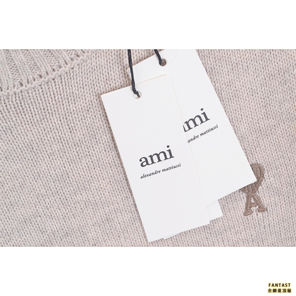 Ami Paris FW22 秋冬情侶款小愛心字母A刺繡徽章全羊毛圓領 