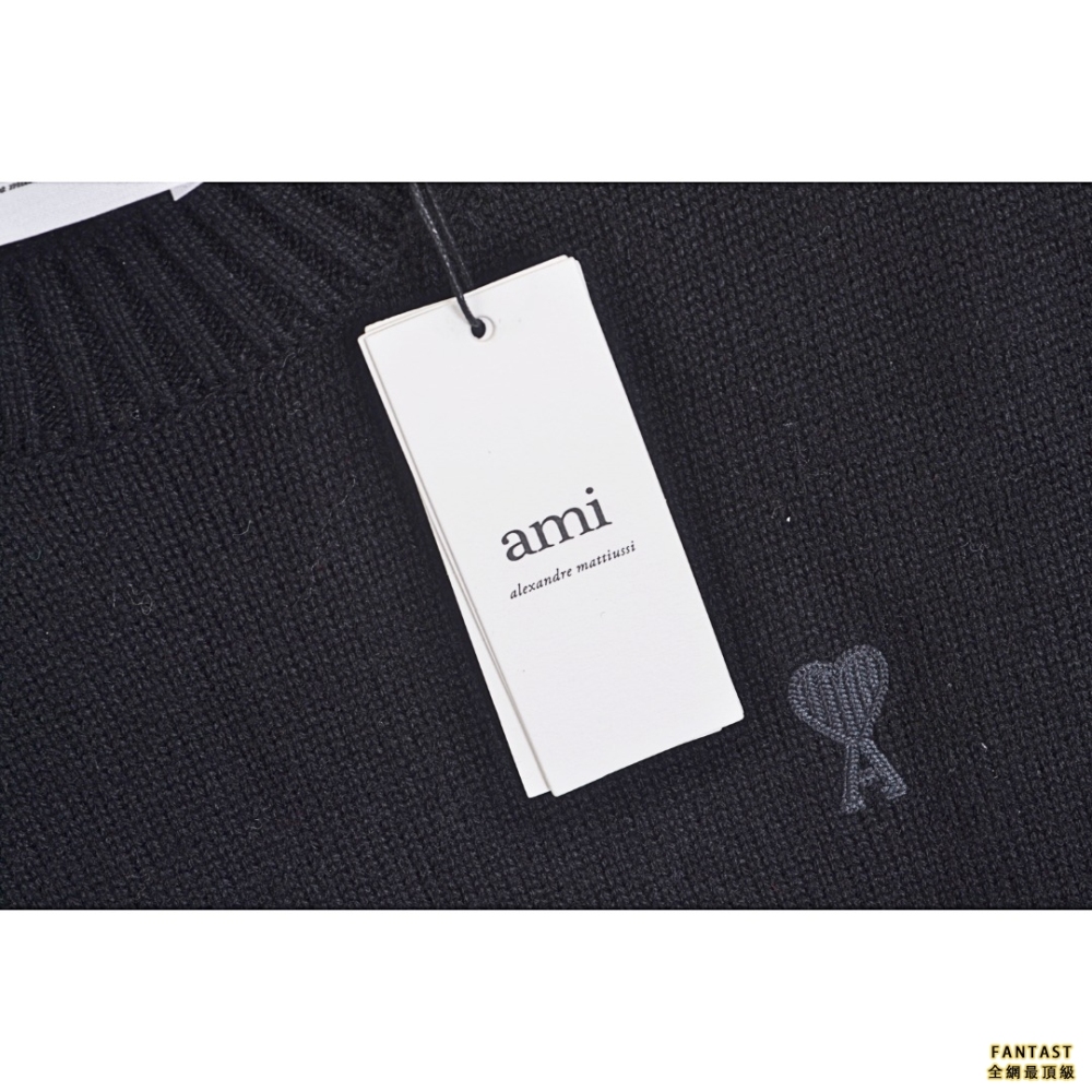 Ami Paris FW22 秋冬情侶款小愛心字母A刺繡徽章全羊毛圓領 