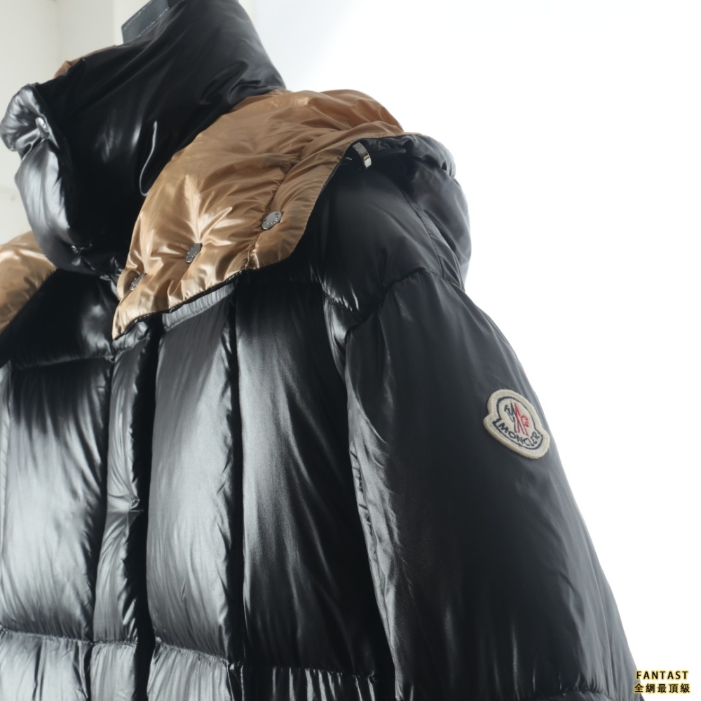 Moncler/蒙口 22GW女士長款麵包服