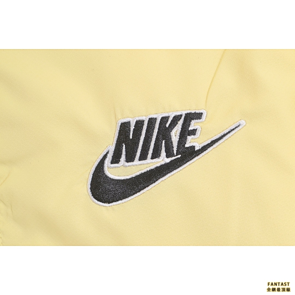Supreme × Nike 聯名立領雙面穿羽絨服