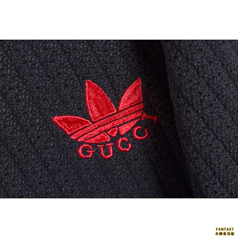 GUCCI ×adidas 聯名三葉草開衫