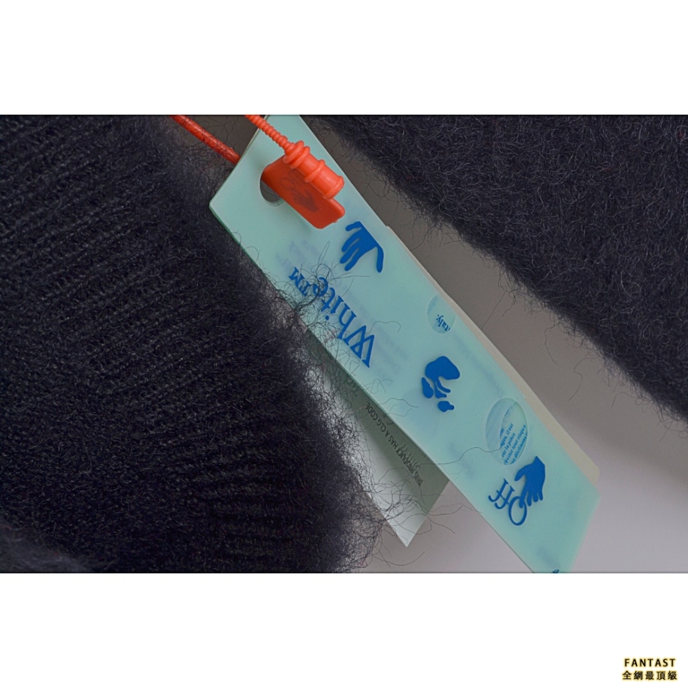 OFF WHITE 馬海毛毛衣
