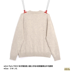 Ami Paris FW22 秋冬情侶款小愛心字母A刺繡徽章全羊毛圓領 