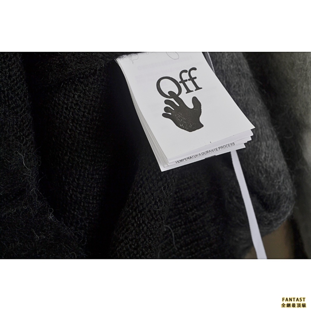 OFF WHITE 馬海毛毛衣