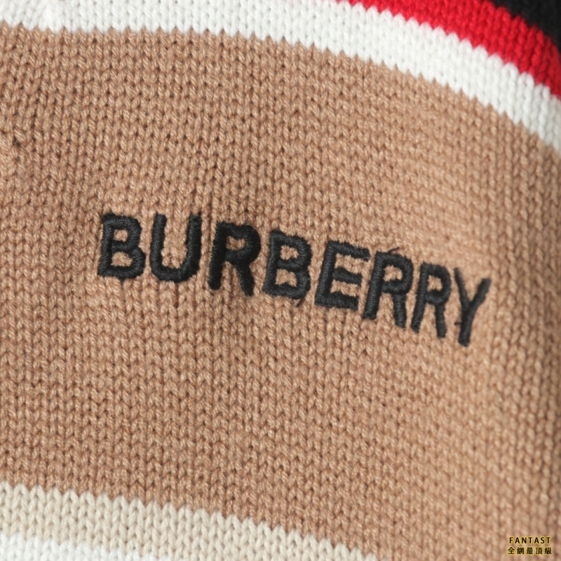 Burberry巴寶莉BBR 22FW 胸前小LOGO刺繡卡其色條紋開衫