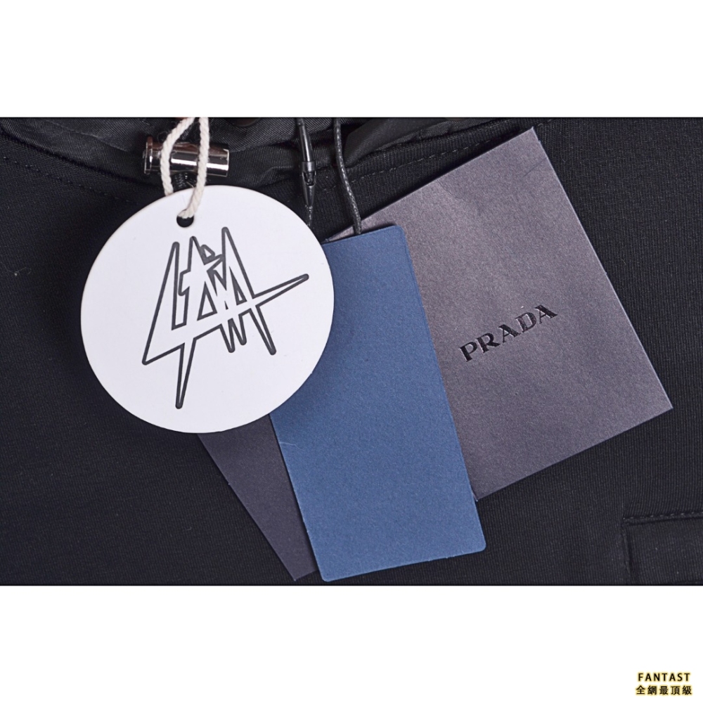 Prada/普拉达 22Fw 尼龙拼接连帽卫衣