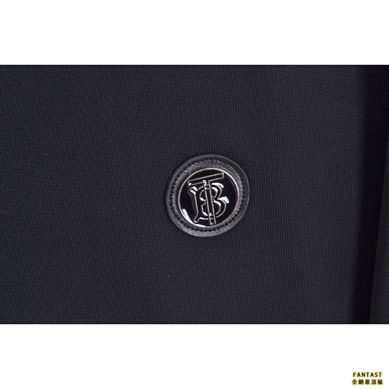 Burberry/巴寶莉 22FW 金屬皮質徽標圓領衛衣