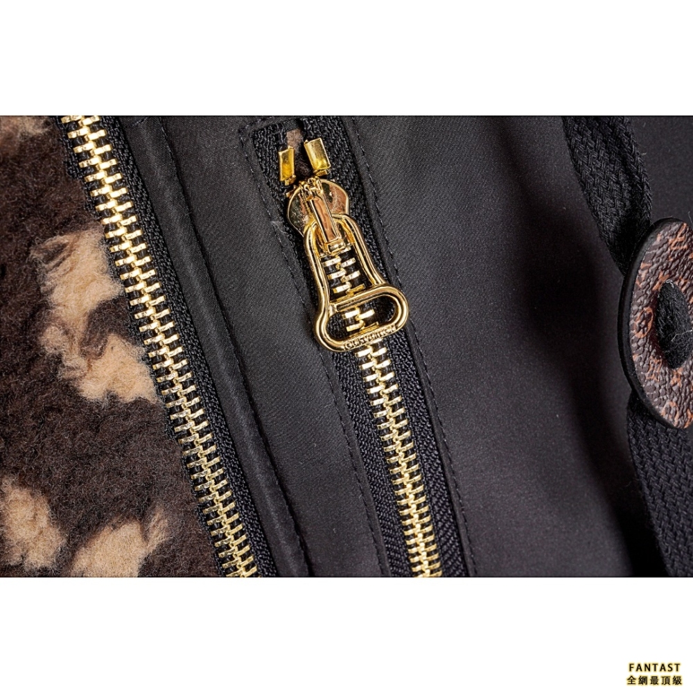 Louis Vuitton/路易威登 LV 滿印羊羔絨外套 