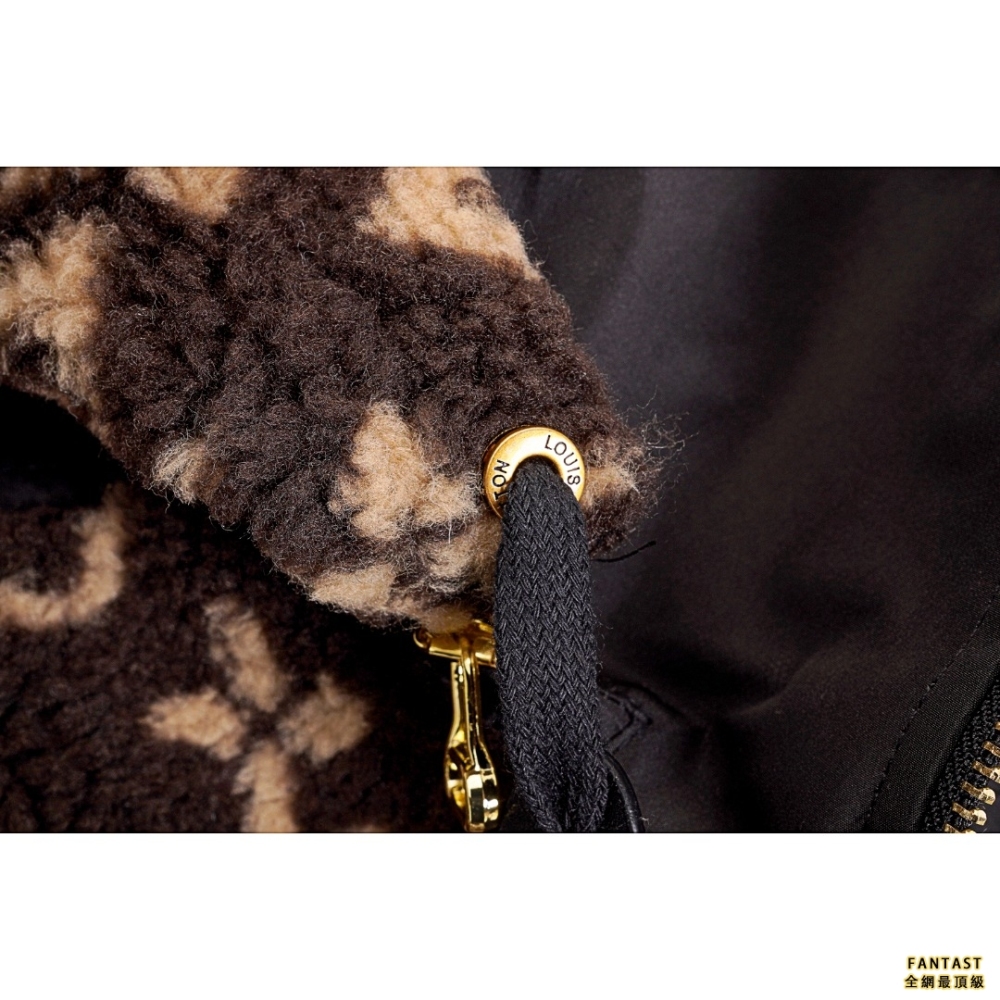 Louis Vuitton/路易威登 LV 滿印羊羔絨外套 