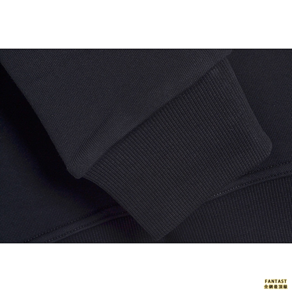 Burberry/巴寶莉 22FW 3D字母印花連帽衛衣