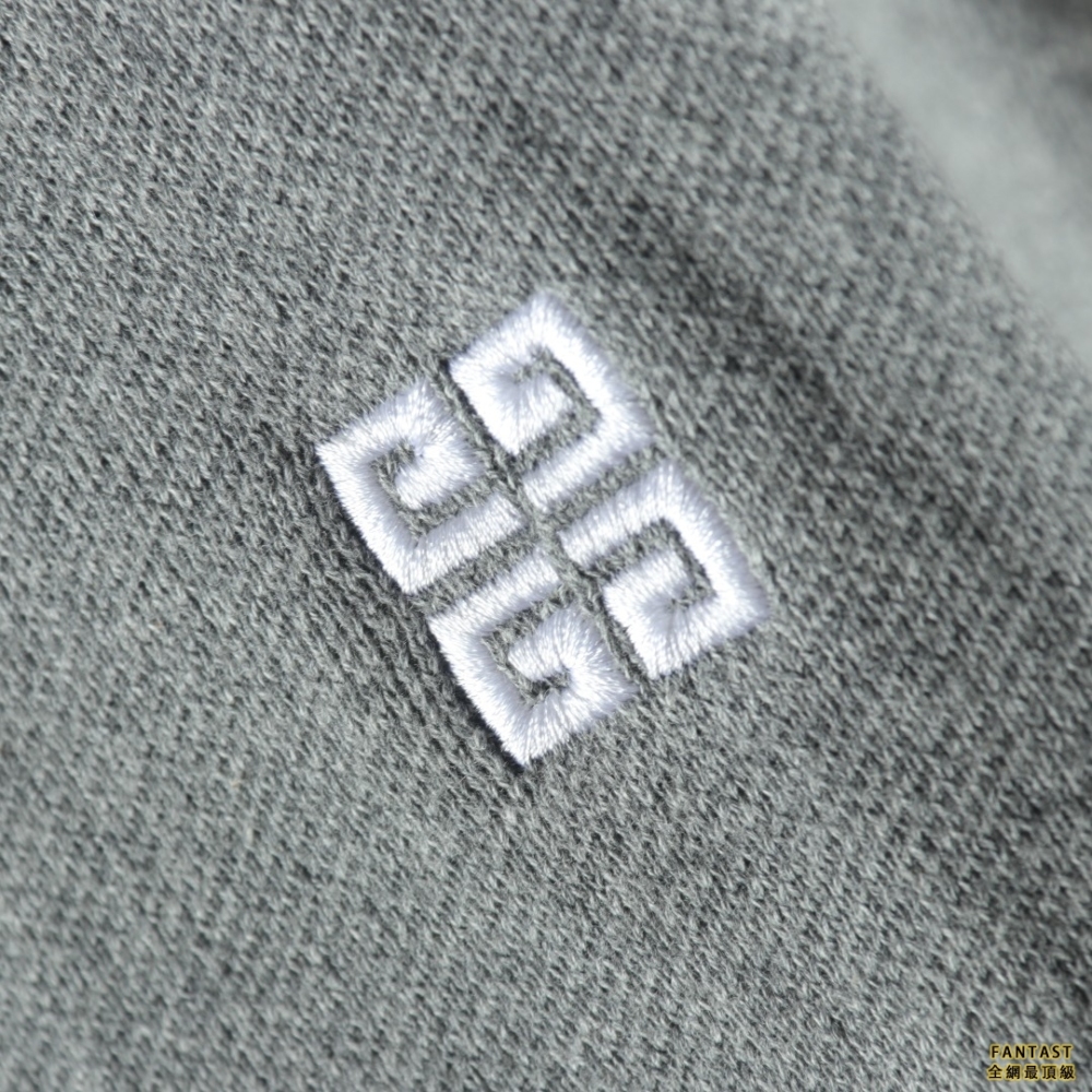 GIVENCHY紀梵希 刺繡4G毛衣捧球服