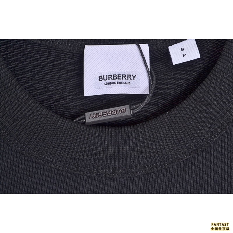 Burberry/巴寶莉 22FW 金屬皮質徽標圓領衛衣