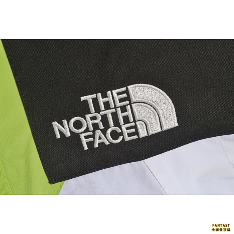 Supreme x The North Face大S聯名LOGO衝鋒衣外套