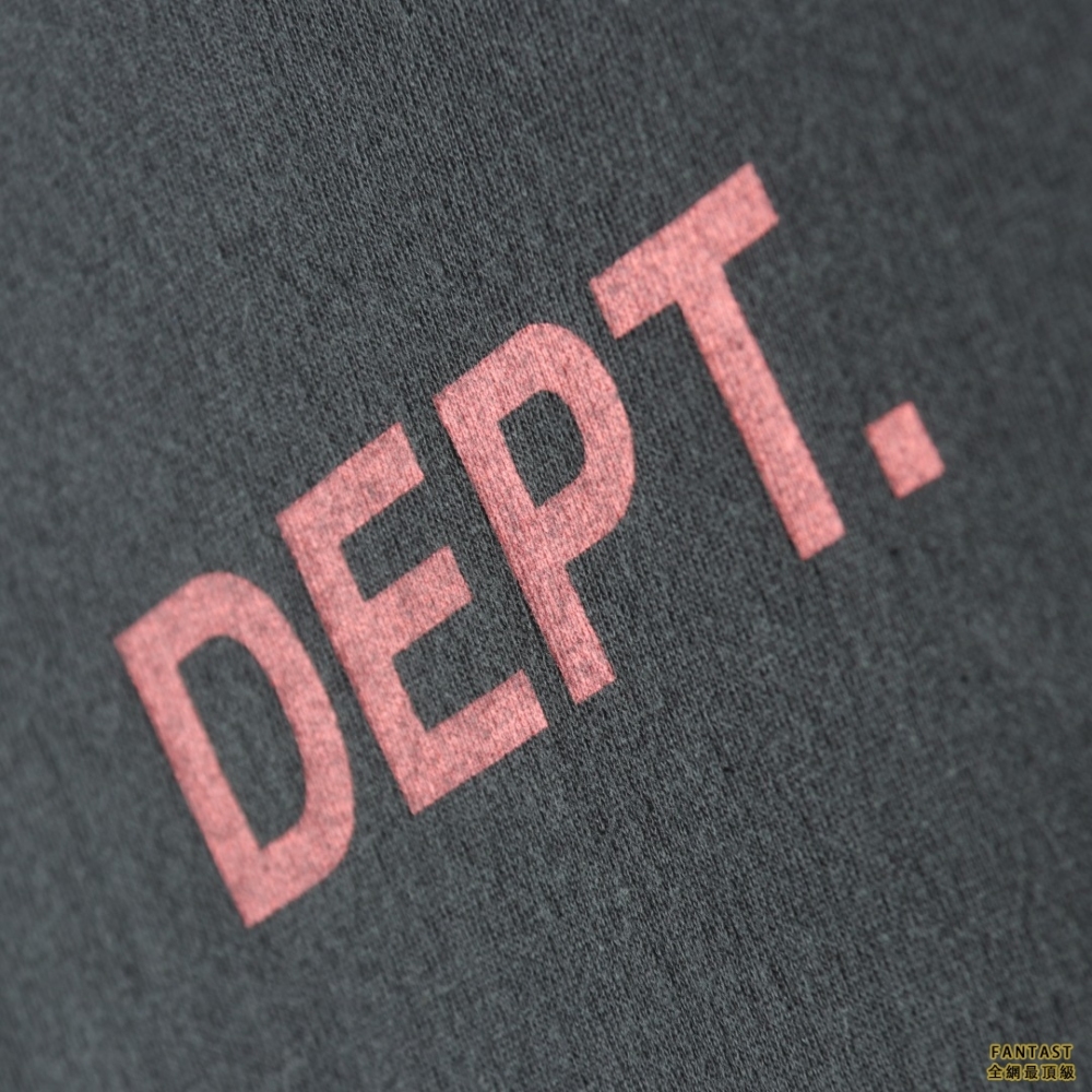 ​​​​​​​GALLERY DEPT 22FW 粉英文字母塗鴉彩繪印花長袖