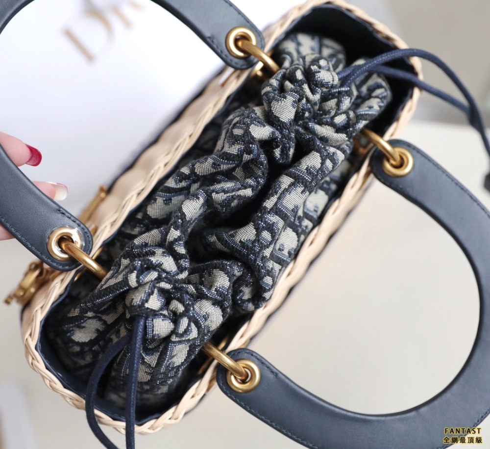 LADY DIOR 竹籃藍色