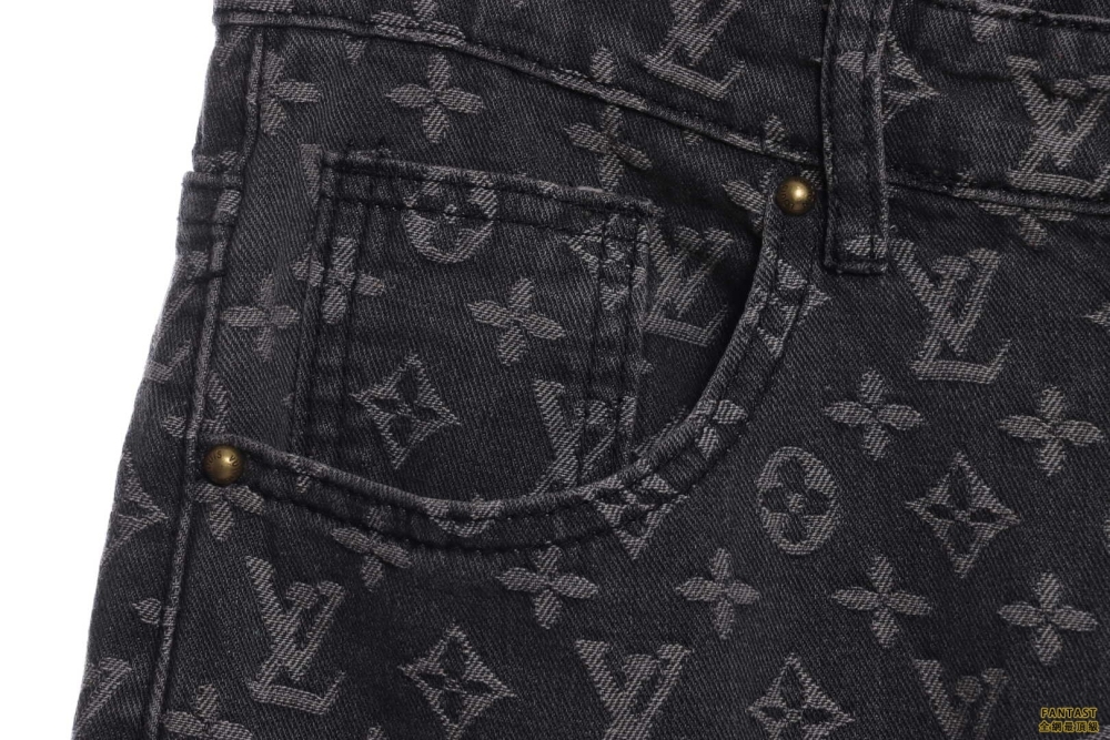 LV滿印做破牛仔長褲  