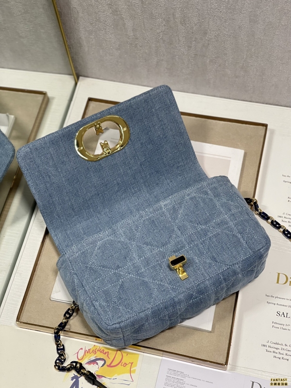 Dior Caro 手袋