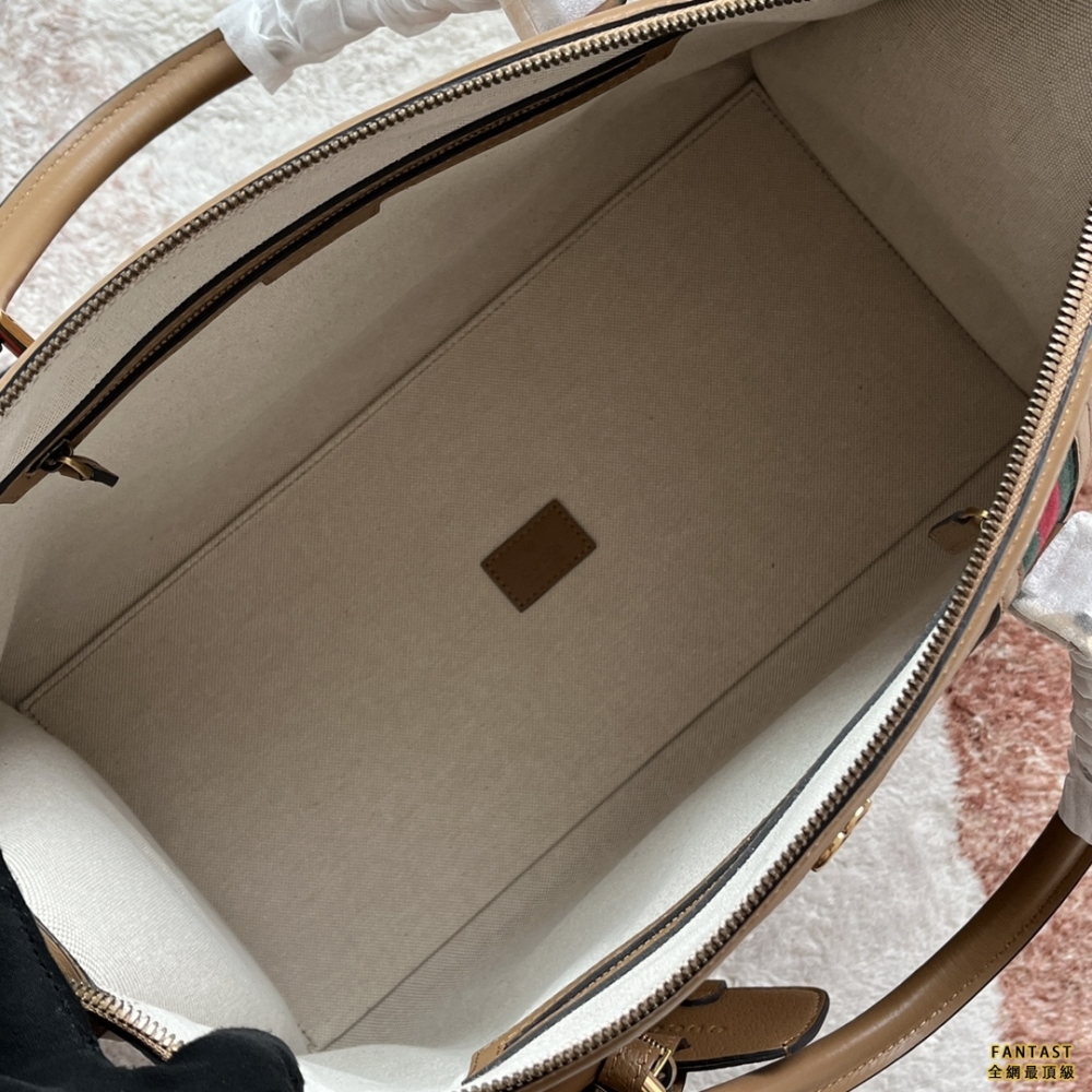 《Exquisite Gucci》系列手提包煥新演繹旅行包風格