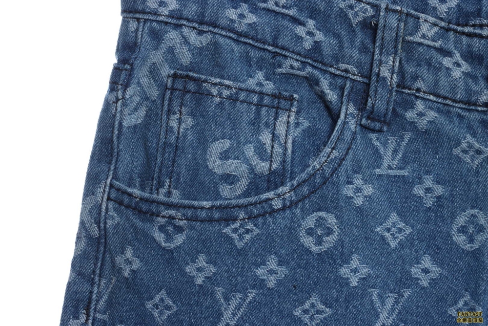 ​​​​​​​LVxSupreme聯名老花滿印牛仔長褲