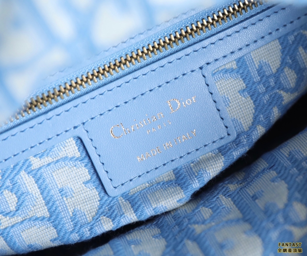 LADY DIOR 竹籃天藍色