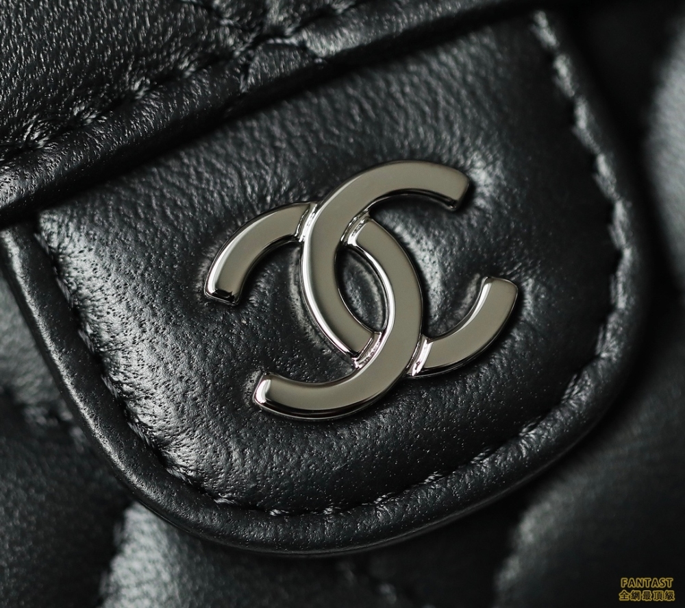 CHANEL CLASSIC 翻蓋零錢包 CF細膩羊皮卡套 黑銀