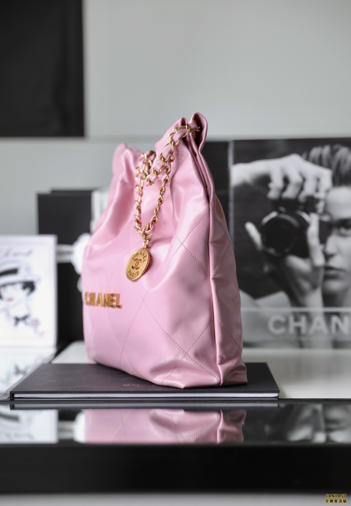 Chanel 22s|  粉色金扣 22bag小號
