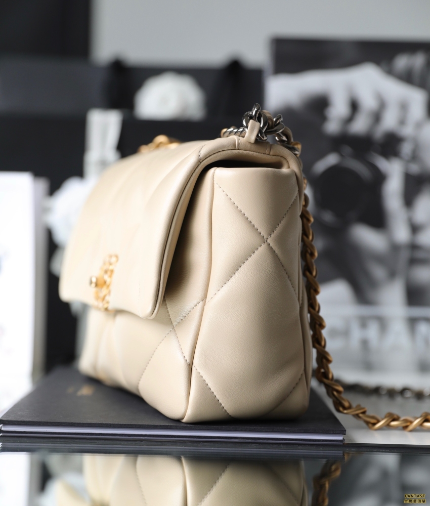 chanel 19bag 19手袋  小號 杏色