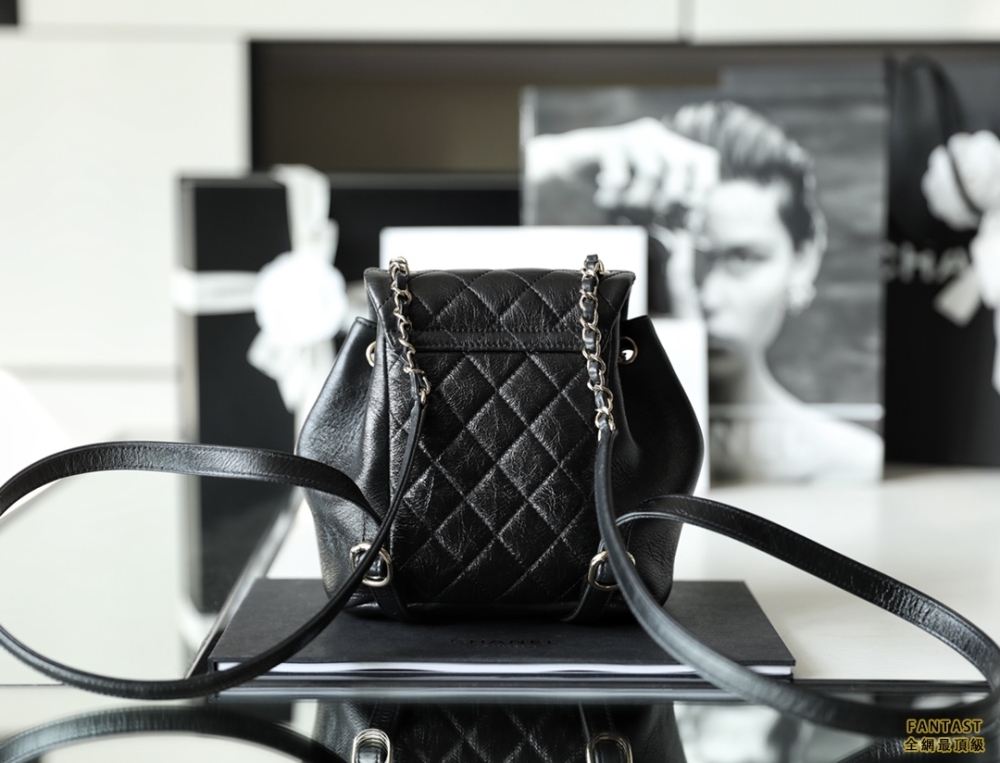 CHANEL 22C早春新款 全新上市DUMA雙肩背包 黑色