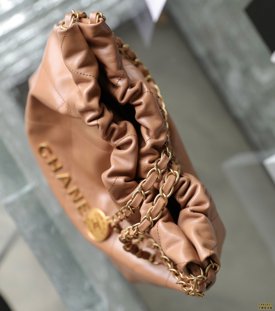 Chanel 22s|  焦糖色/金字  22bag 小號