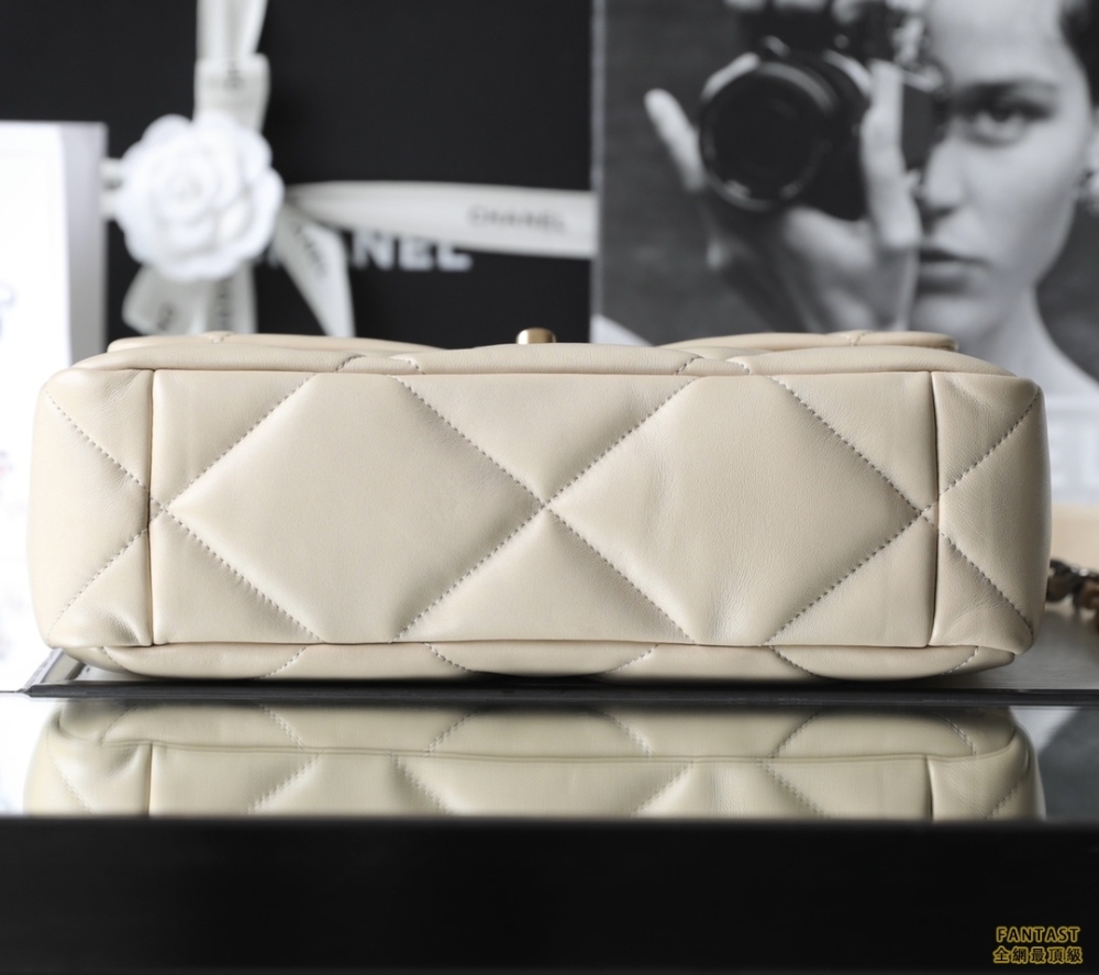 chanel 香奈儿 19bag 19手袋  中號 杏色