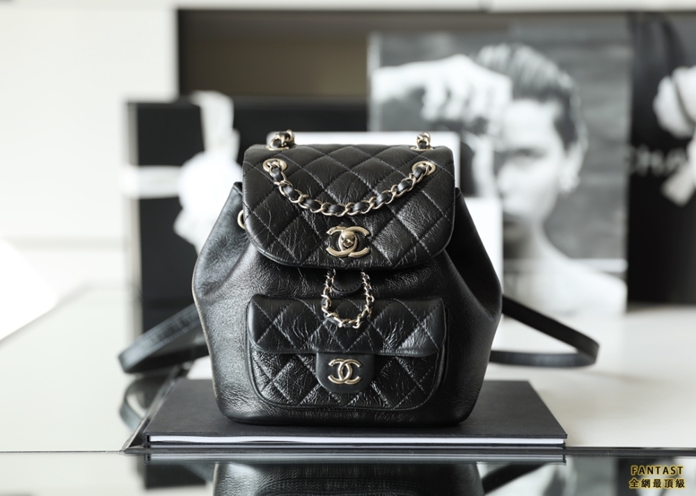 CHANEL 22C早春新款 全新上市DUMA雙肩背包 黑色