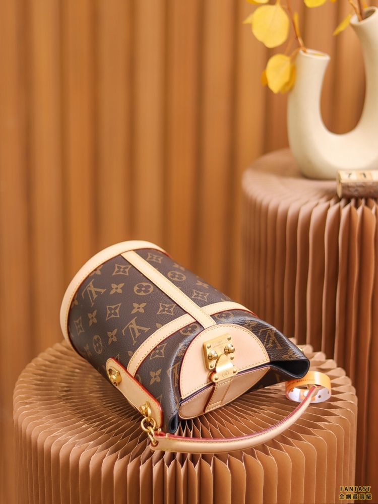 LV 路易威登DUFFLE薯條包#M43587