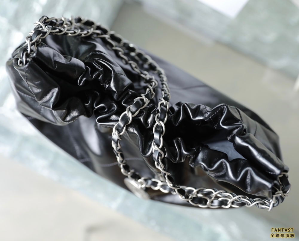 Chanel 22s|  黑色 22bag 中號