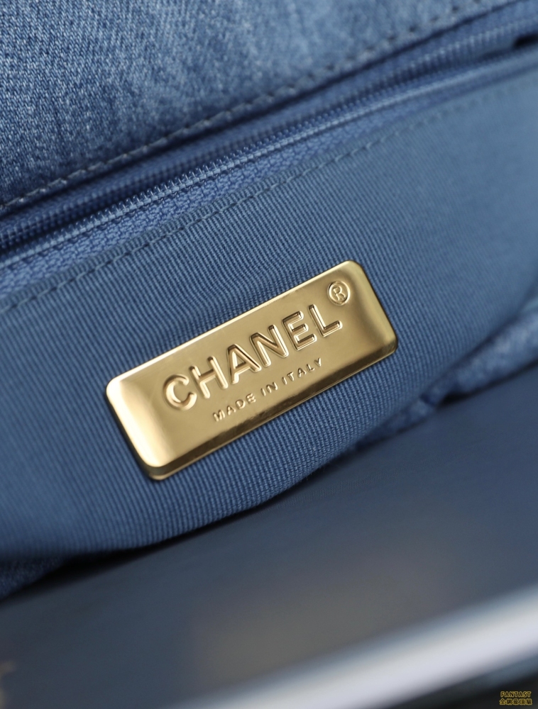 chanel｜22p 春夏系列 19Bag 丹寧牛仔 淺色砂銀扣