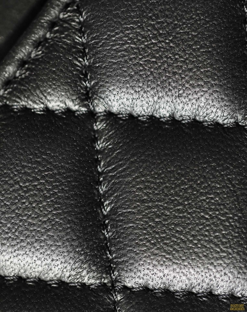 CHANEL CLASSIC 翻蓋零錢包 CF細膩羊皮卡套 黑金