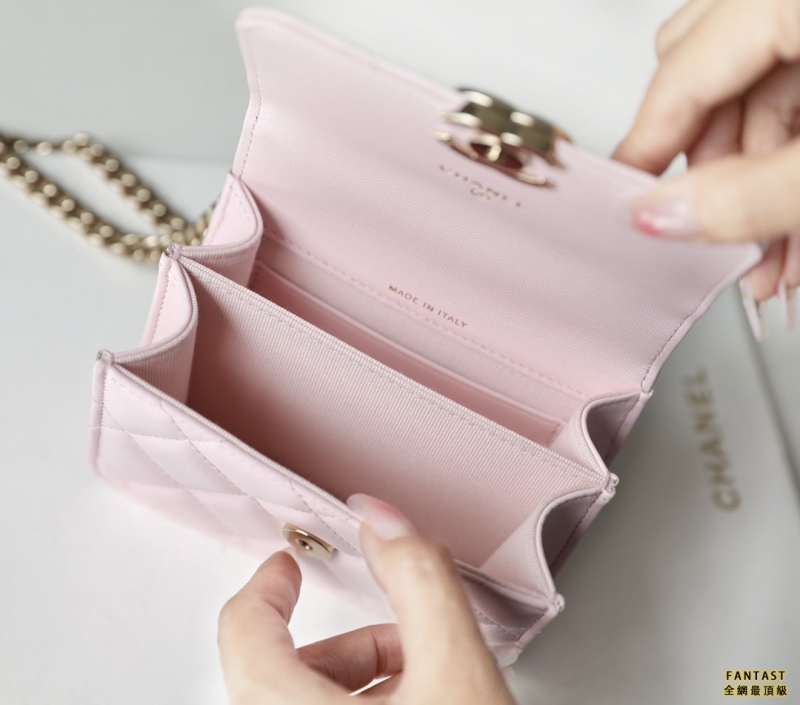Chanel 22s春夏｜淡粉色 琺瑯手柄mini鏈條包