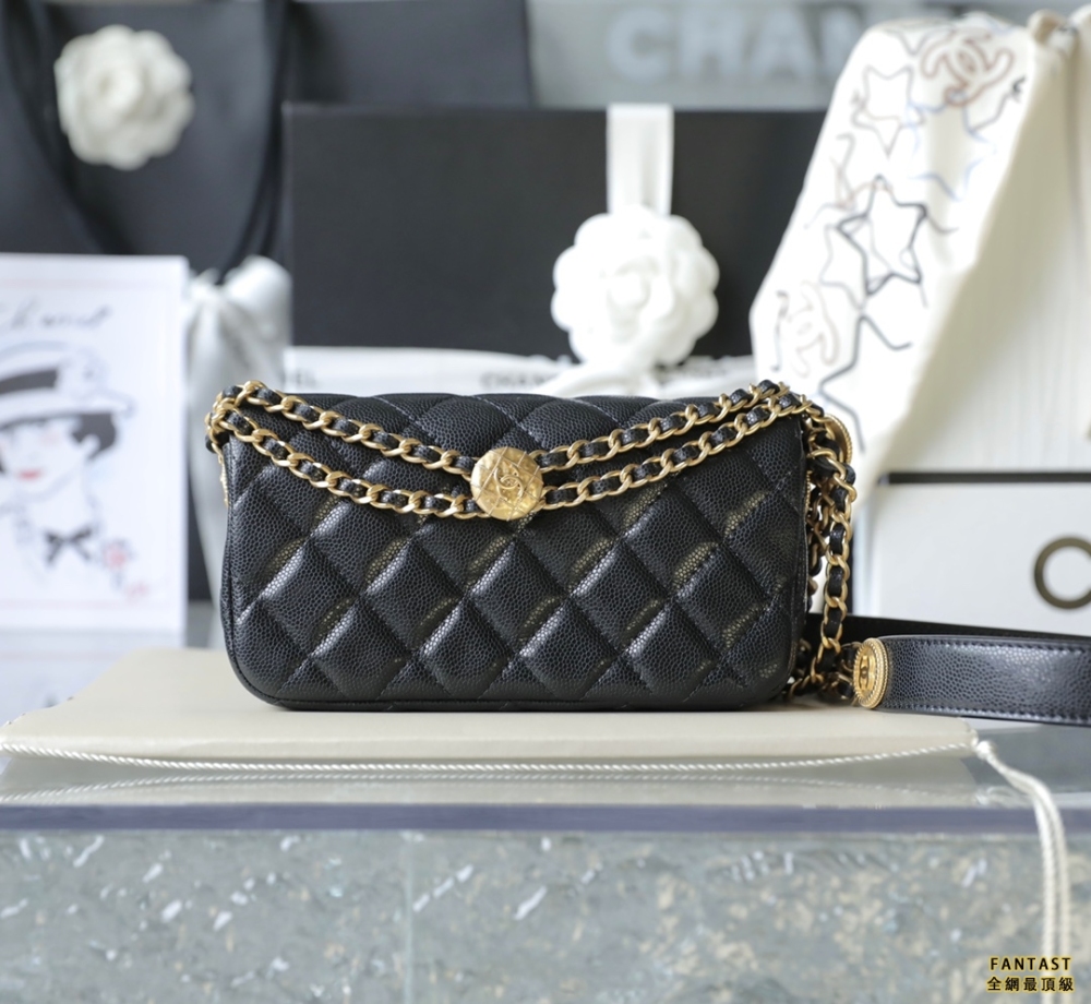 Chanel 22A手工坊 徽章金幣鏈條法棍包 黑色