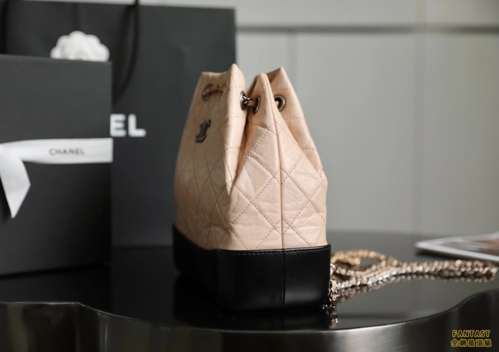 Chanel流浪雙肩包  黑/杏  gabrielle