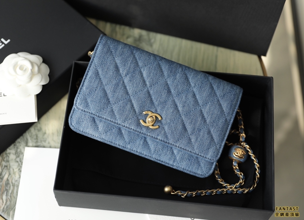 CHANEL 22c早春新款 Denim牛仔 鏈條金球WOC