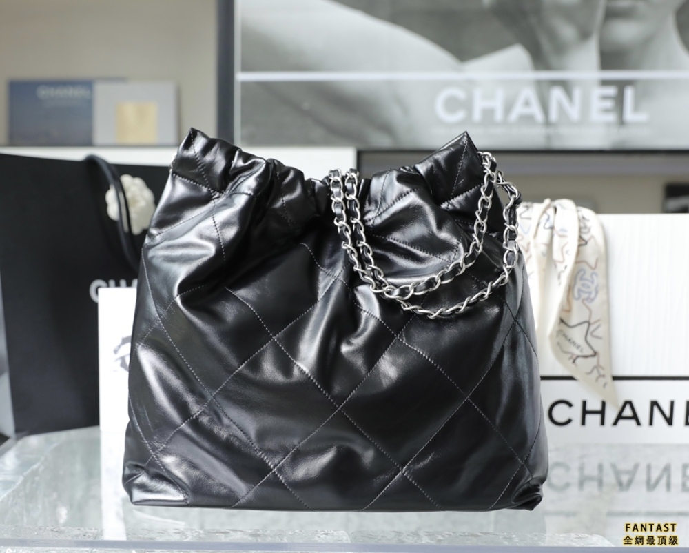Chanel 22s|  黑色 22bag 中號