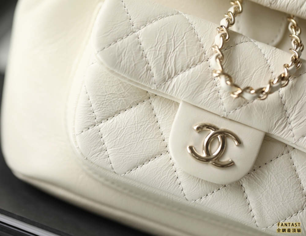 CHANEL 22C早春新款 全新上市DUMA雙肩背包 白色