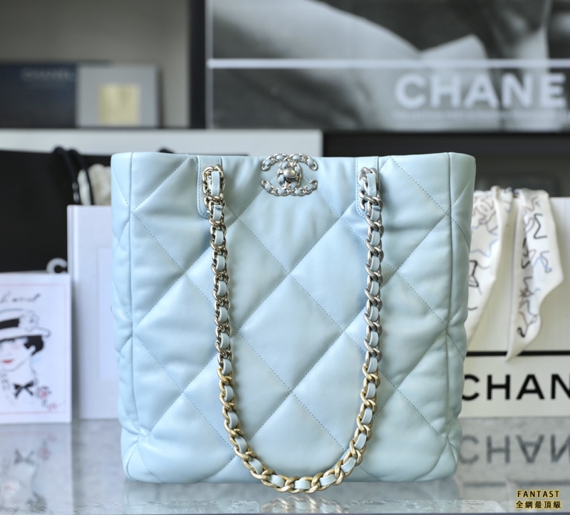 Chanel22/23秋冬 ShoppingBag19購物袋 淡藍