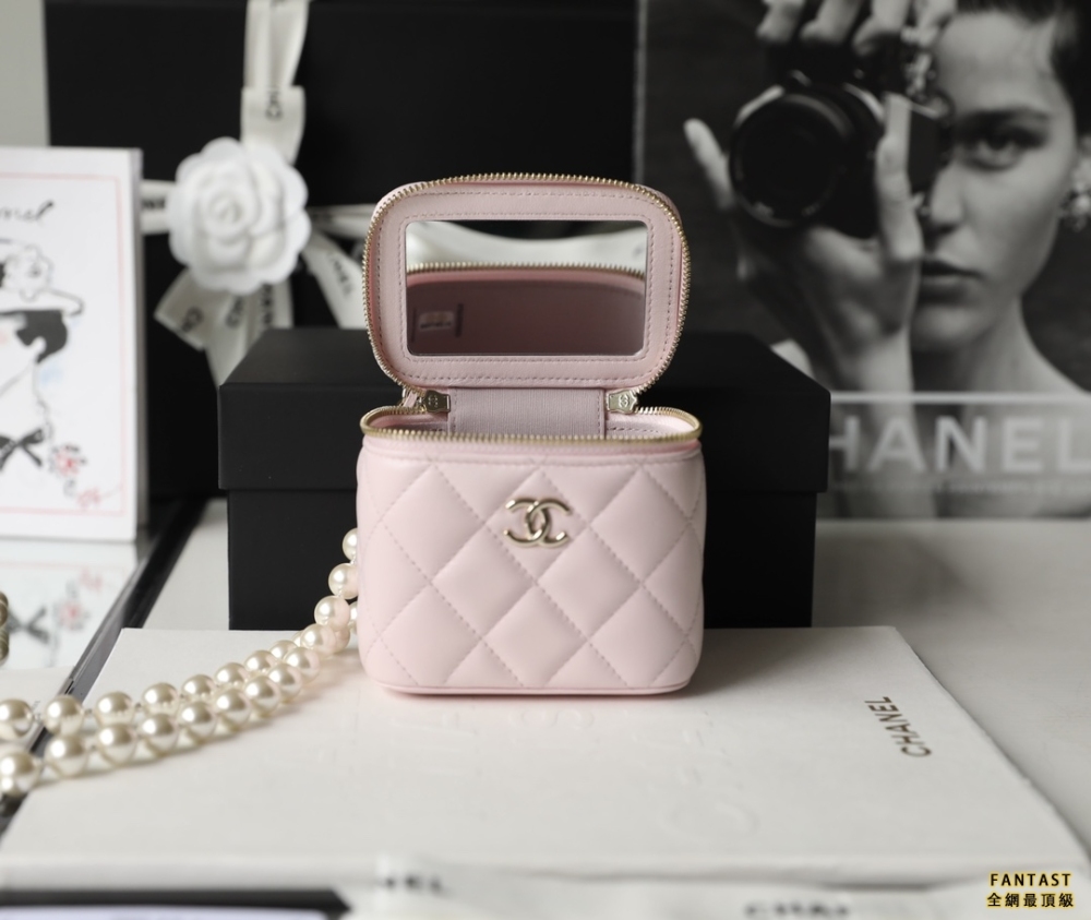 Chanel 22P｜春夏系列 珍珠鏈條小盒子包 粉色
