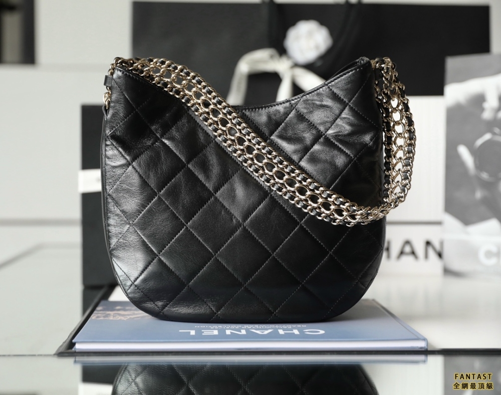 CHANEL 22P 春夏 Hobo腋下包 嬉皮包 黑色